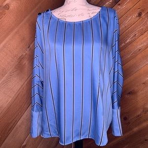 VINCE CAMUTO silky long sleeve blue, black, & white business casual